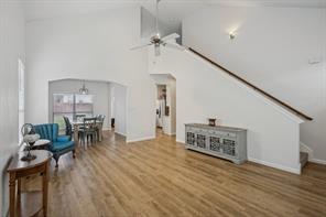 826 Hazels Way - Photo 3