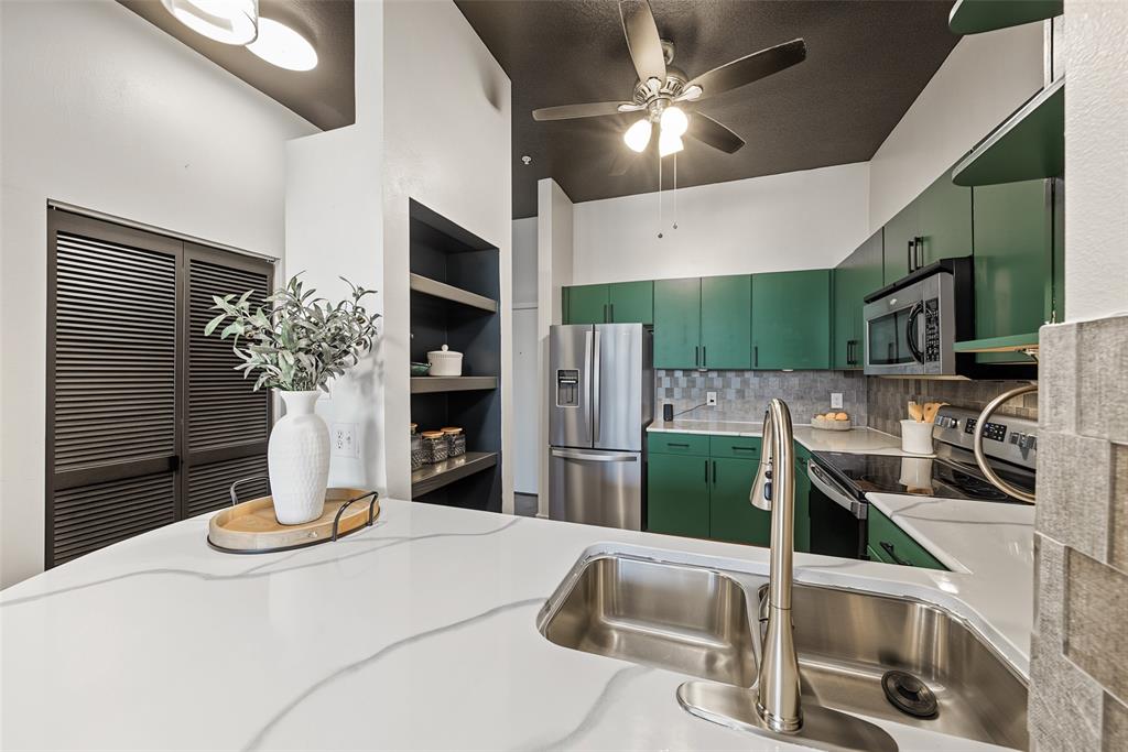 201 W Lancaster Avenue - Photo 10