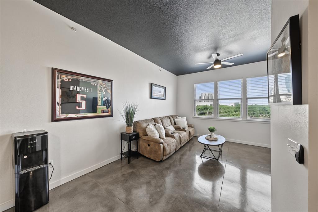 201 W Lancaster Avenue - Photo 14