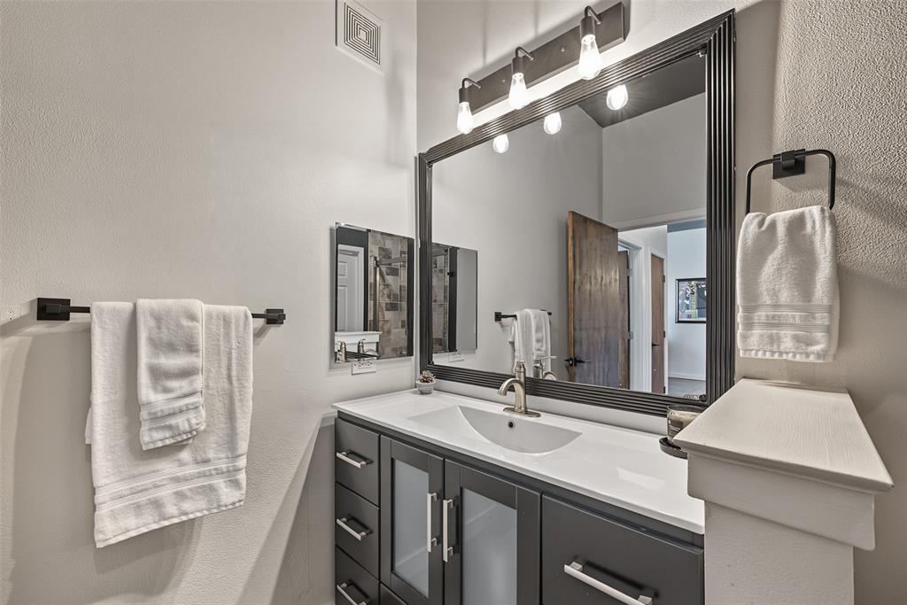 201 W Lancaster Avenue - Photo 27