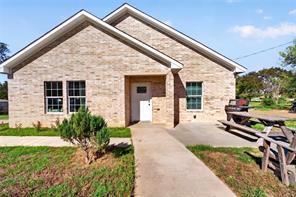 617 Mulberry - Photo 2