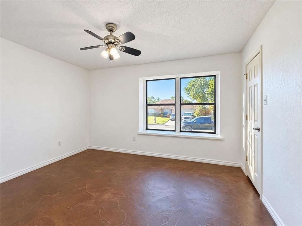 935 Thistle Ridge Lane - Photo 11