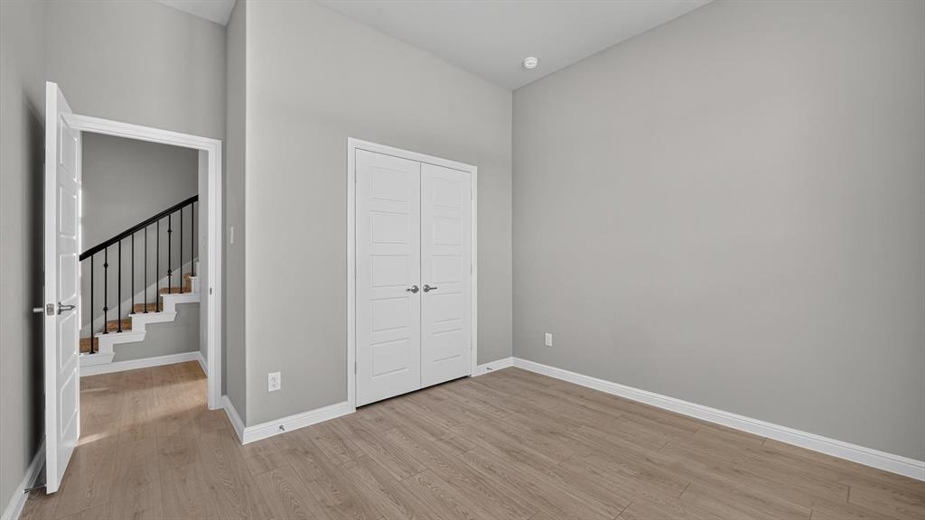 724 CELESTIAL Way - Photo 25