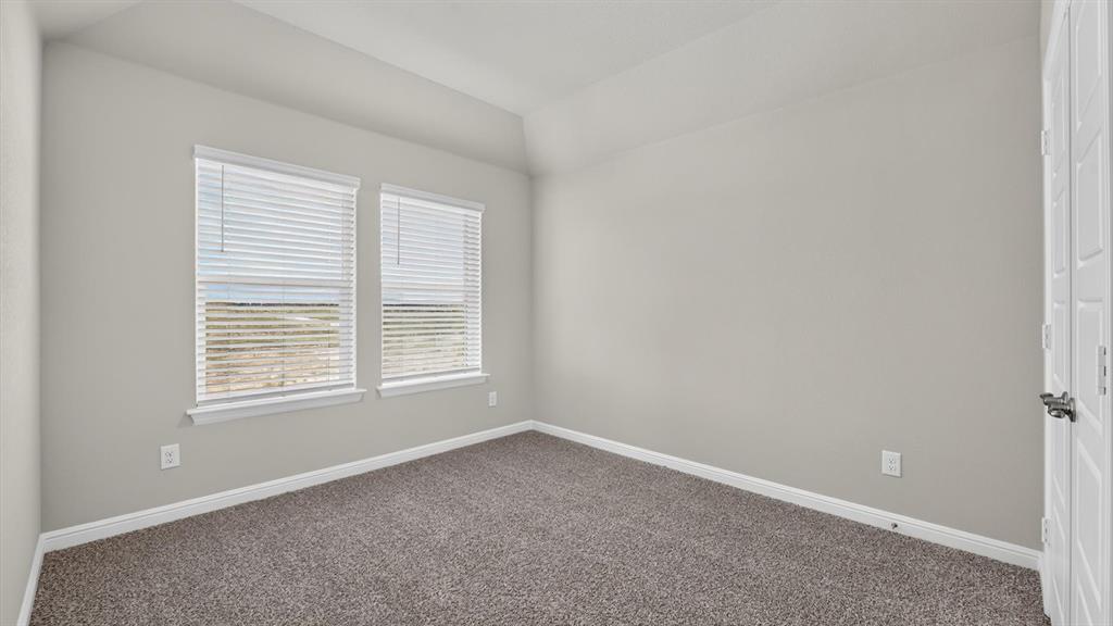 724 CELESTIAL Way - Photo 26