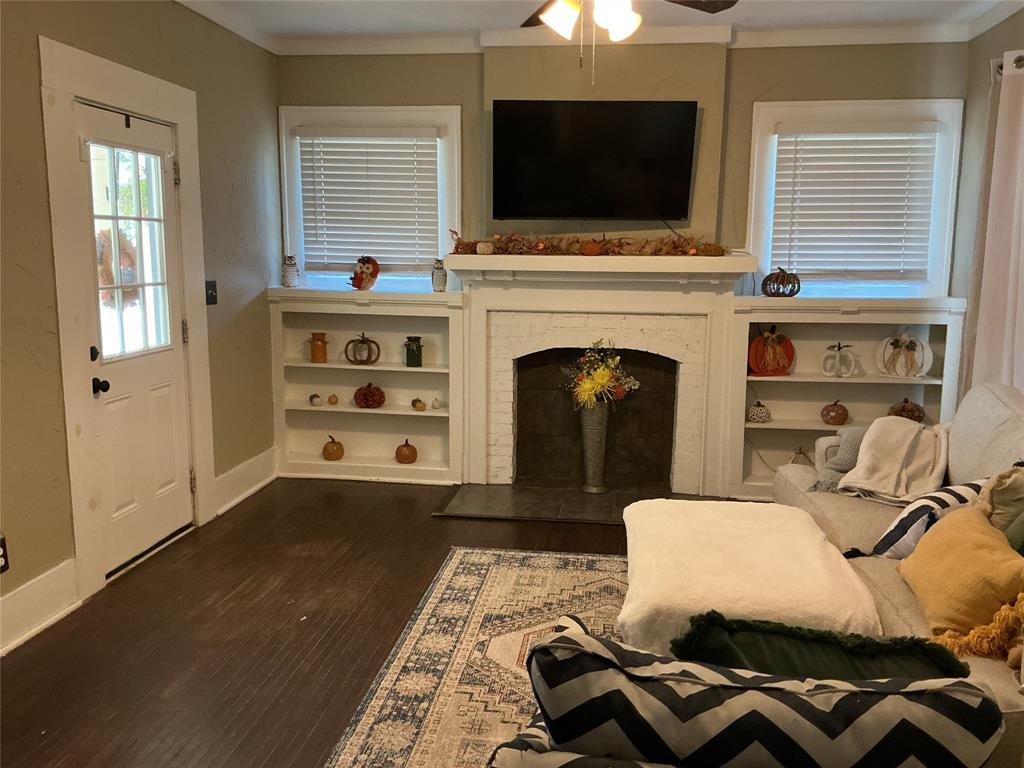 1812 Sycamore Avenue - Photo 3