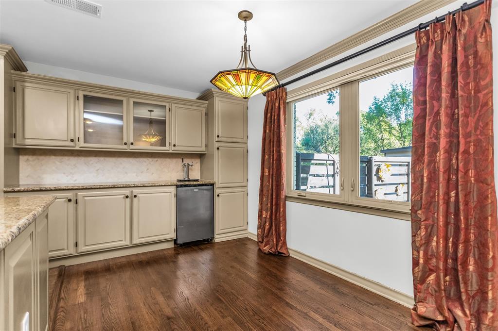924 Sylvania Drive - Photo 18