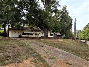 501 Jefferson Place - Photo 2