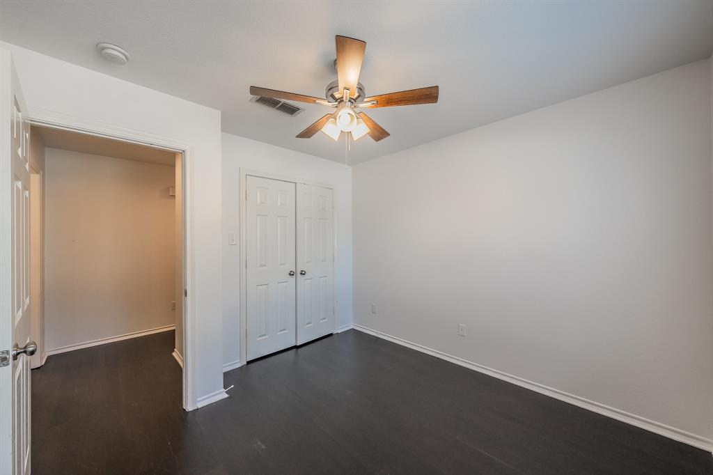 7924 Fox Chase Drive - Photo 5