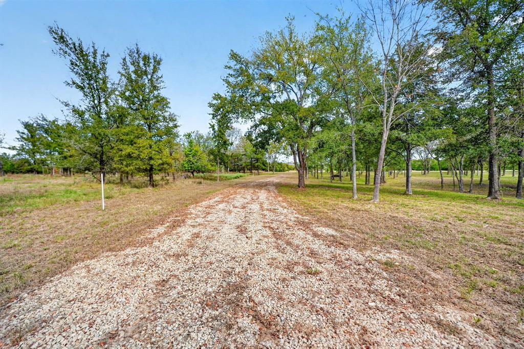 191 Lago Vista Drive - Photo 3