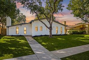 717 Bluebonnet Drive - Photo 2