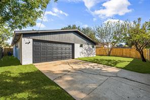 717 Bluebonnet Drive - Photo 37