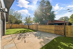 717 Bluebonnet Drive - Photo 38