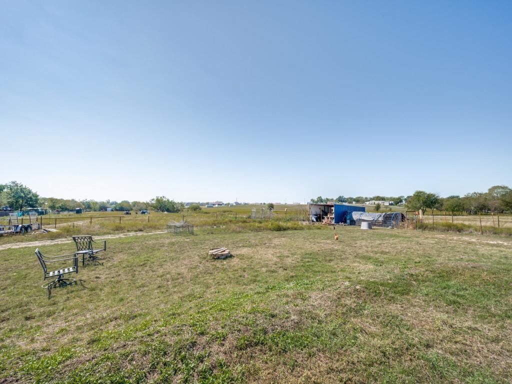 400 N Fm 373 - Photo 22