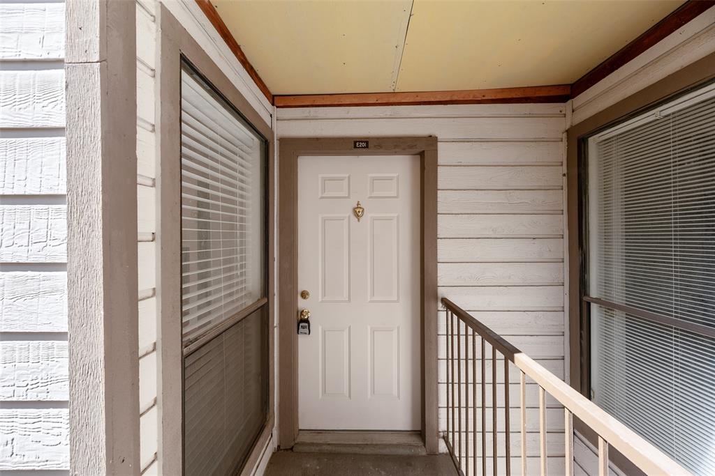 3121 Sondra Drive - Photo 2