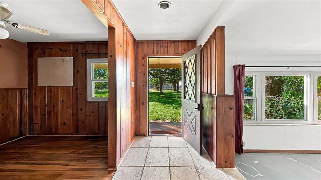 2815 McPherson Road - Photo 3