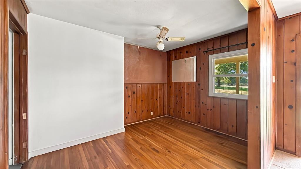 2815 McPherson Road - Photo 5