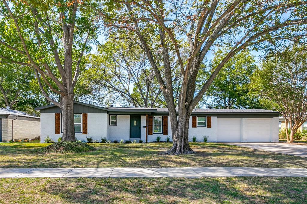 4333 Mackey Drive - Photo 1