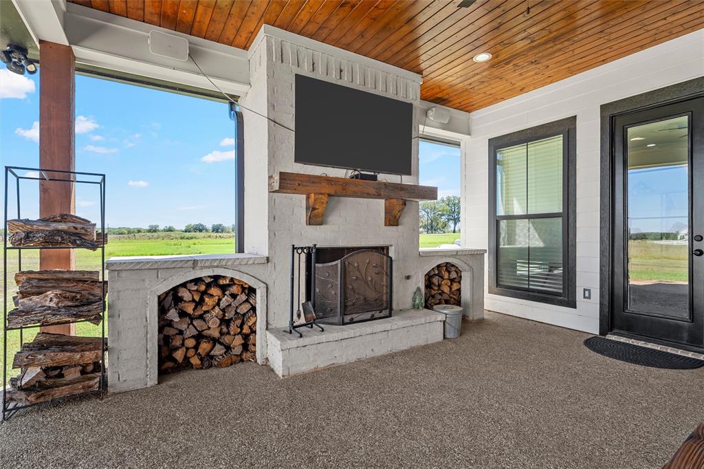 124 Private Road 3666 - Photo 26