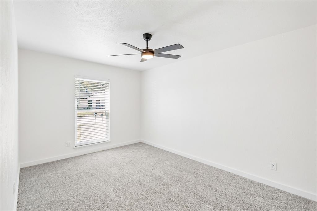 1902 Edna Smith Drive - Photo 20