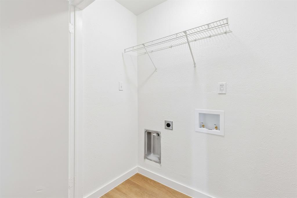 1902 Edna Smith Drive - Photo 24