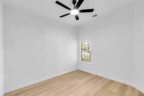 910 Blackstone Drive - Photo 24