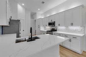 910 Blackstone Drive - Photo 28