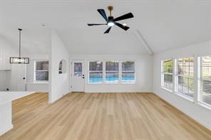 910 Blackstone Drive - Photo 32