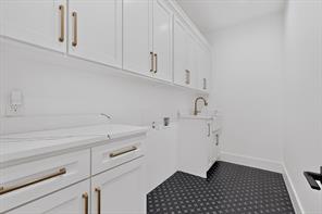 7503 Robin Road - Photo 27