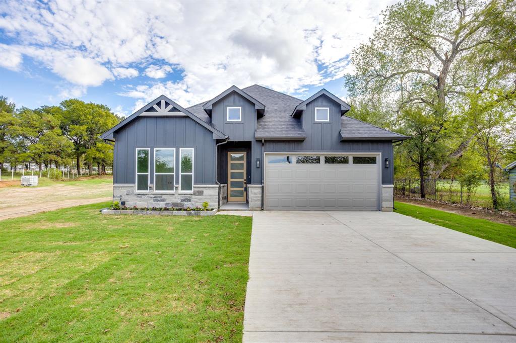 1904 Glendale Drive - Photo 1