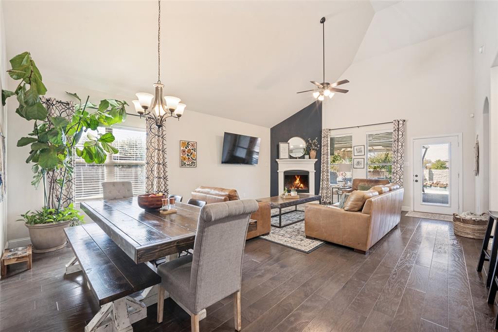 863 Mccall Drive - Photo 4