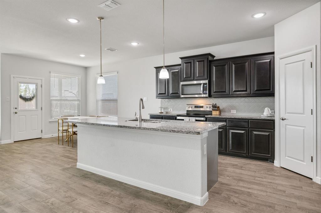 1108 Nelson Place - Photo 17