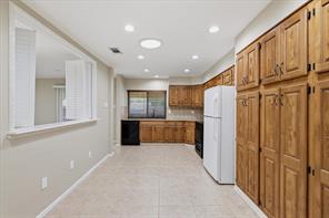 2906 Hazelwood Drive - Photo 13