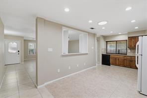 2906 Hazelwood Drive - Photo 14