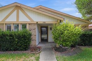 2906 Hazelwood Drive - Photo 4