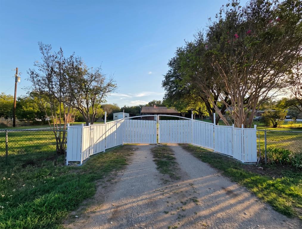 109 Live Oak Road - Photo 1
