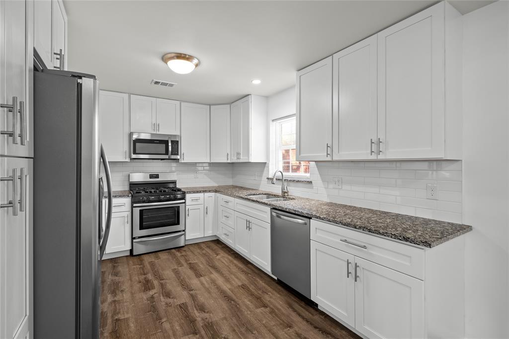 6439 Fisher Road - Photo 14