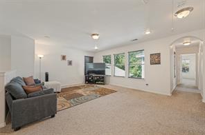10021 Lexington Drive - Photo 12