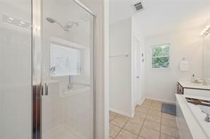 10021 Lexington Drive - Photo 18