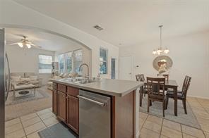 10021 Lexington Drive - Photo 2