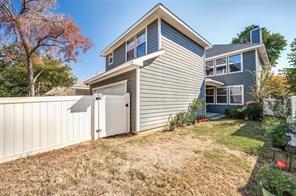 10021 Lexington Drive - Photo 24