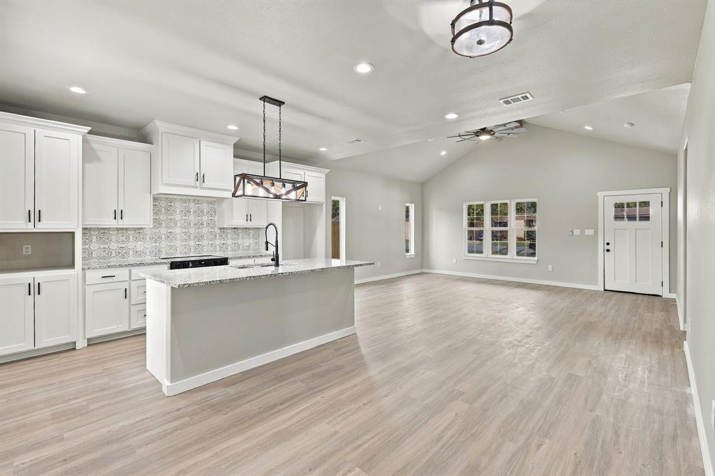 407 Bass Street - Photo 15