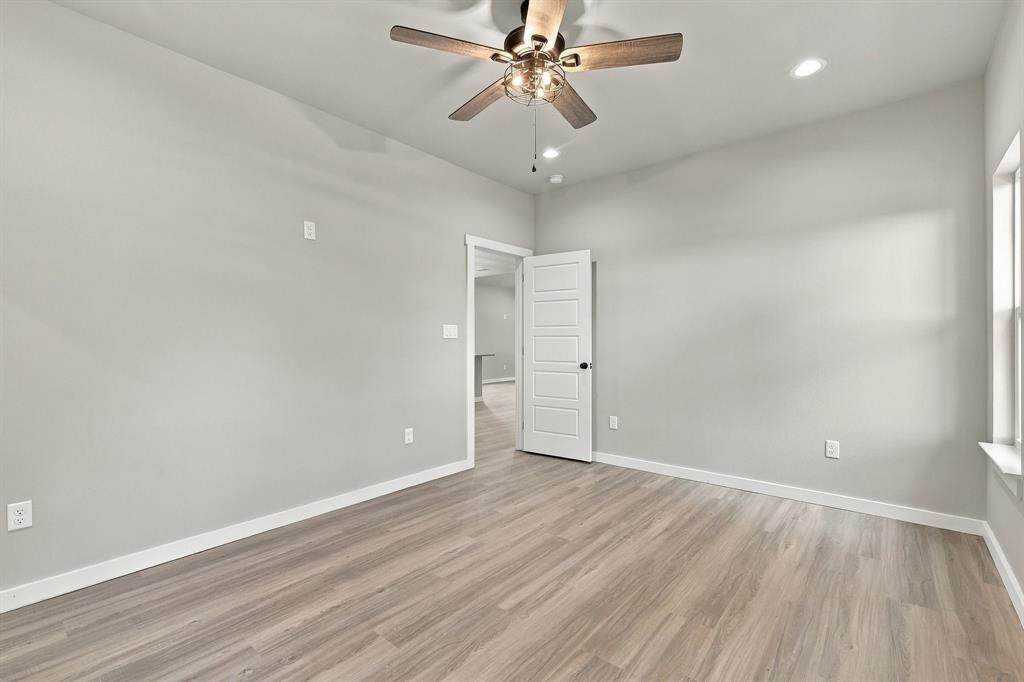 407 Bass Street - Photo 17