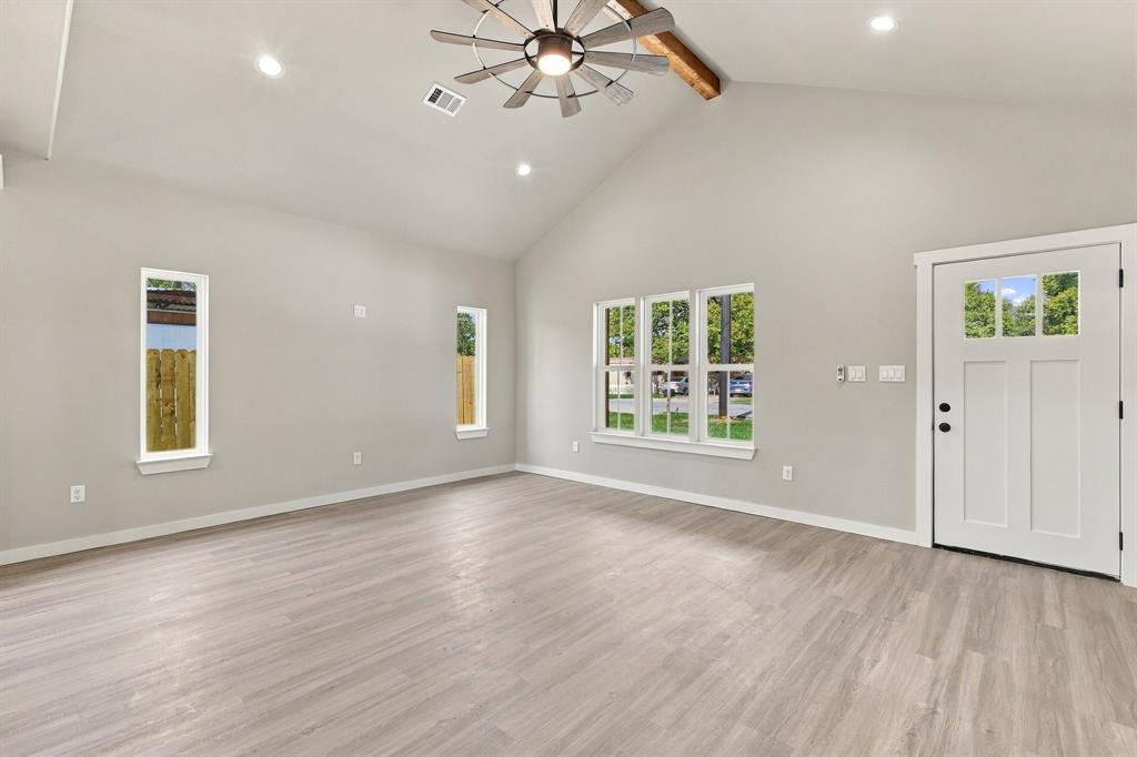 407 Bass Street - Photo 3