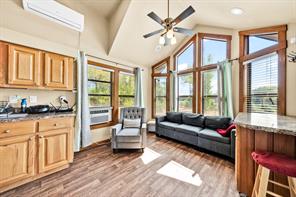 128 County Road 4849 - Photo 39