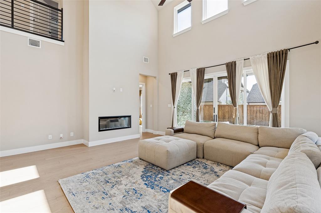 9282 Spindletree Drive - Photo 6