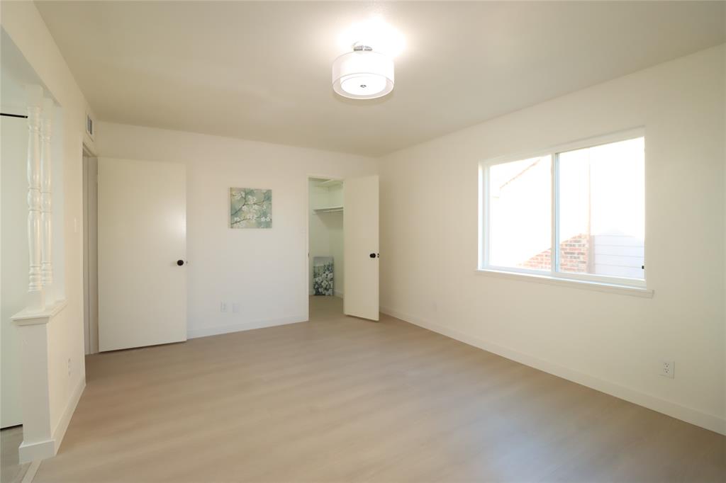 1518 Burgundy Street - Photo 8