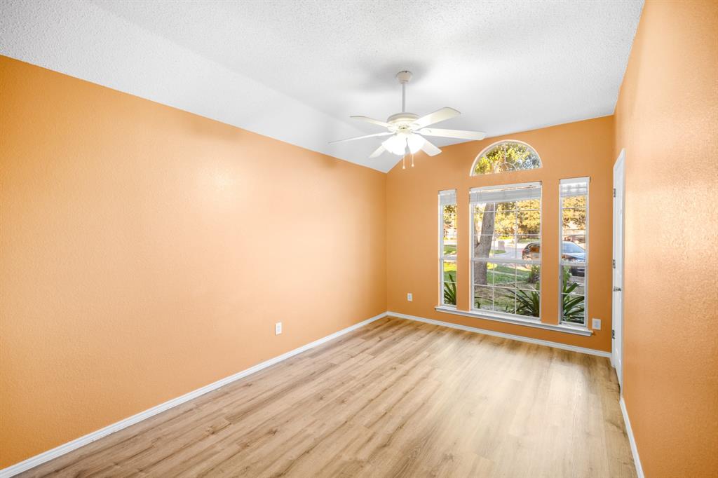 7708 Chandler Court - Photo 10