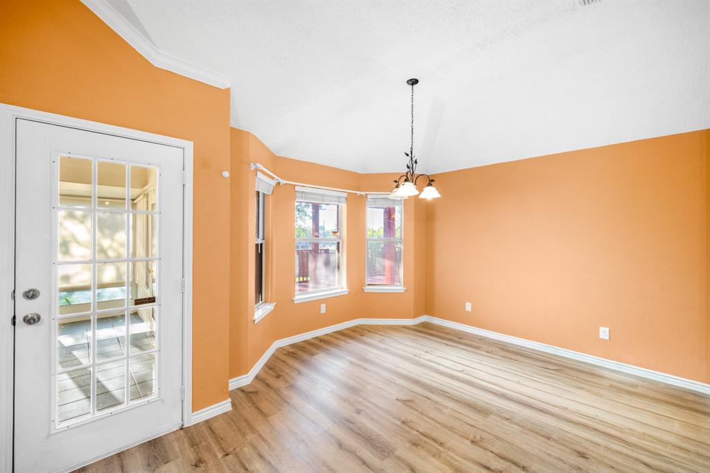 7708 Chandler Court - Photo 11