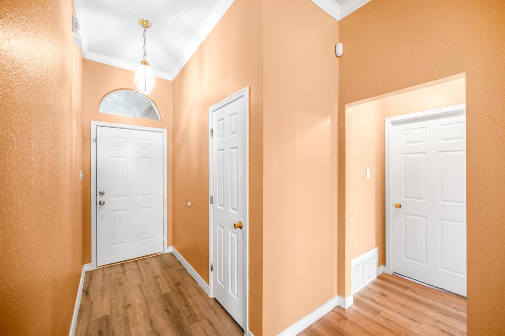 7708 Chandler Court - Photo 14