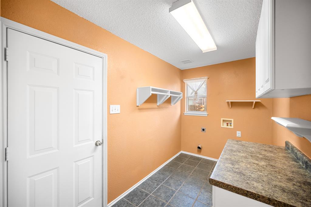 7708 Chandler Court - Photo 3